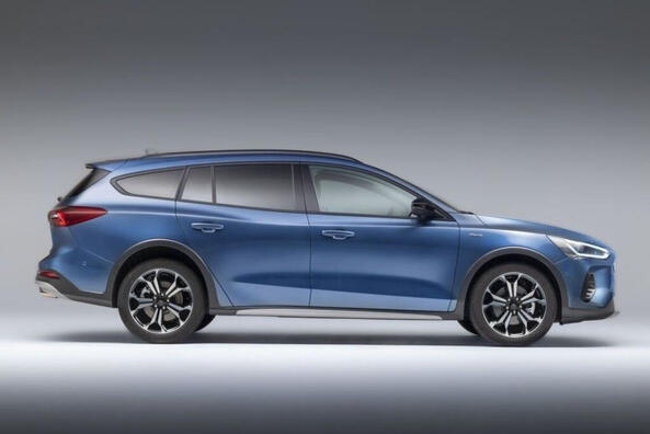 Ford Focus Wagon: a station wagon for the family in a new form Photo 5