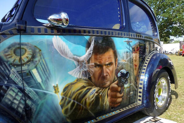 Vinylography or airbrushing: a bright choice for a car enthusiast Photo 2