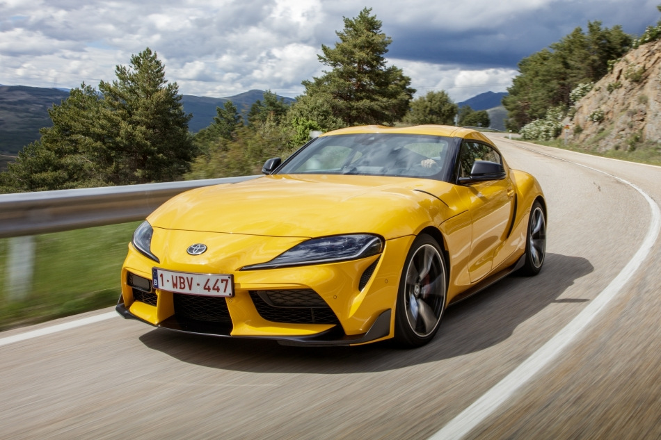 Review of the Toyota Supra V generation sports coupe