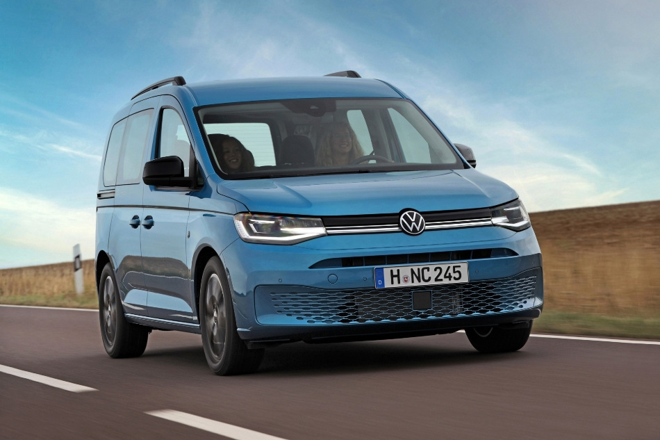 Volkswagen Caddy Kombi review: a universal assistant for family and business