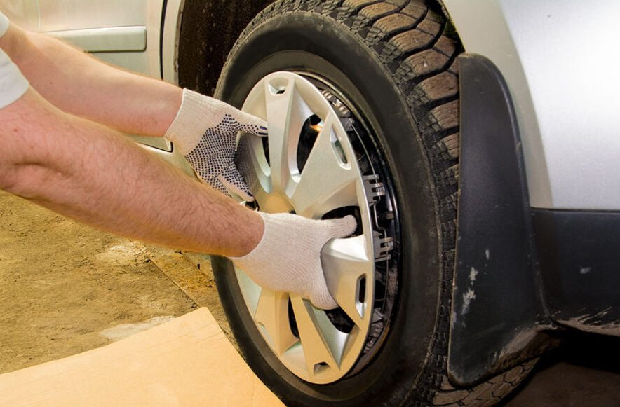 How to install caps on car wheels?