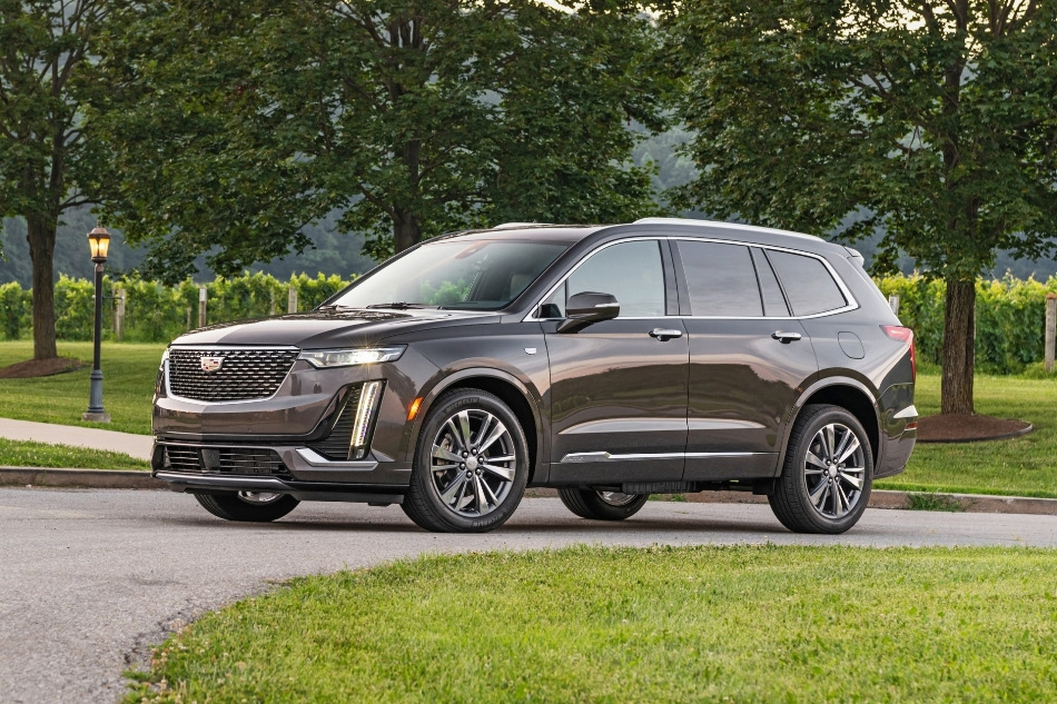 Cadillac XT6 luxury mid-size crossover review