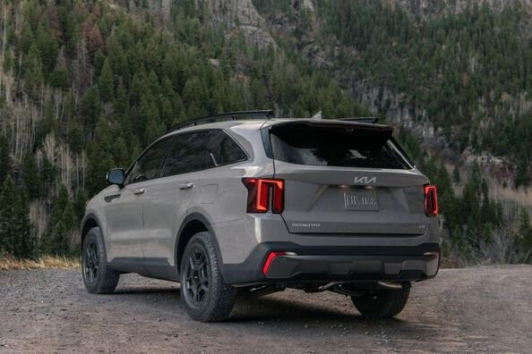 KIA Sorento 2023 review: updated crossover Photo 3