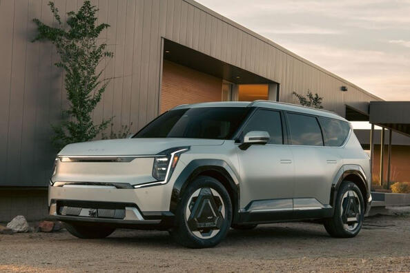 Review of the new Kia EV9 electric crossover