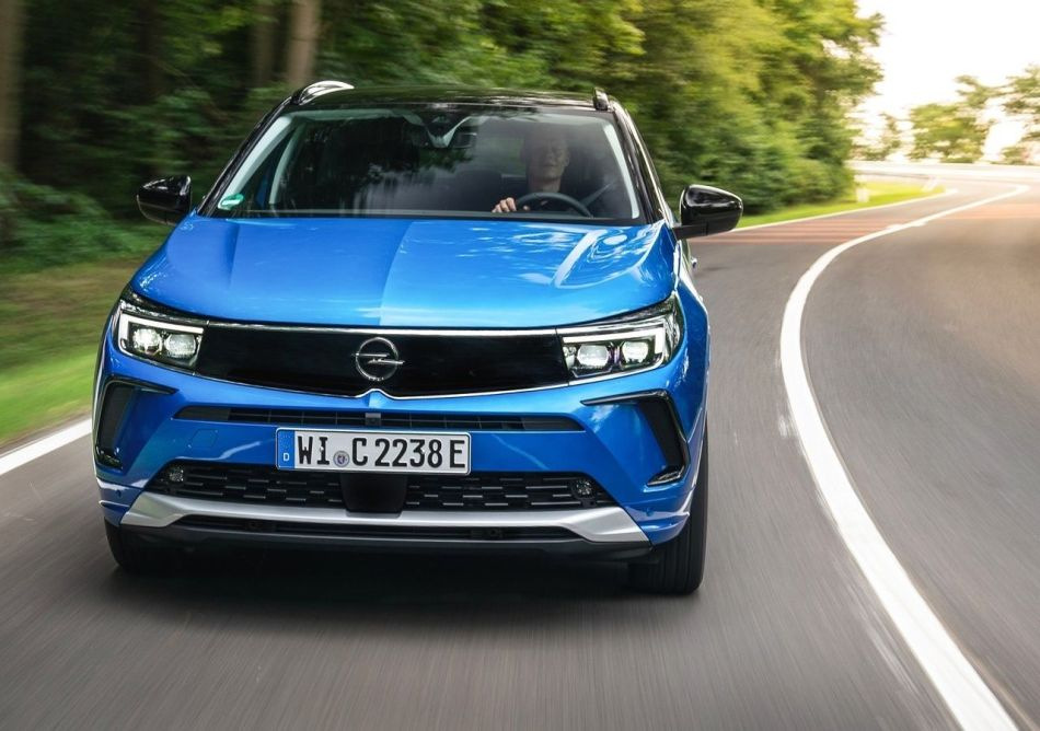 Opel Grandland: review of the updated crossover