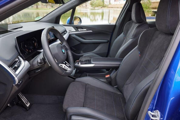 Review of the second generation of the BMW 2 Series Active Tourer compact van Photo 6