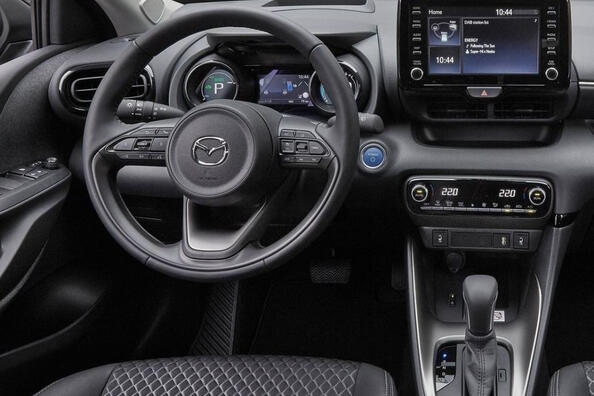 Mazda 2 Hybrid subcompact hatchback Photo 6