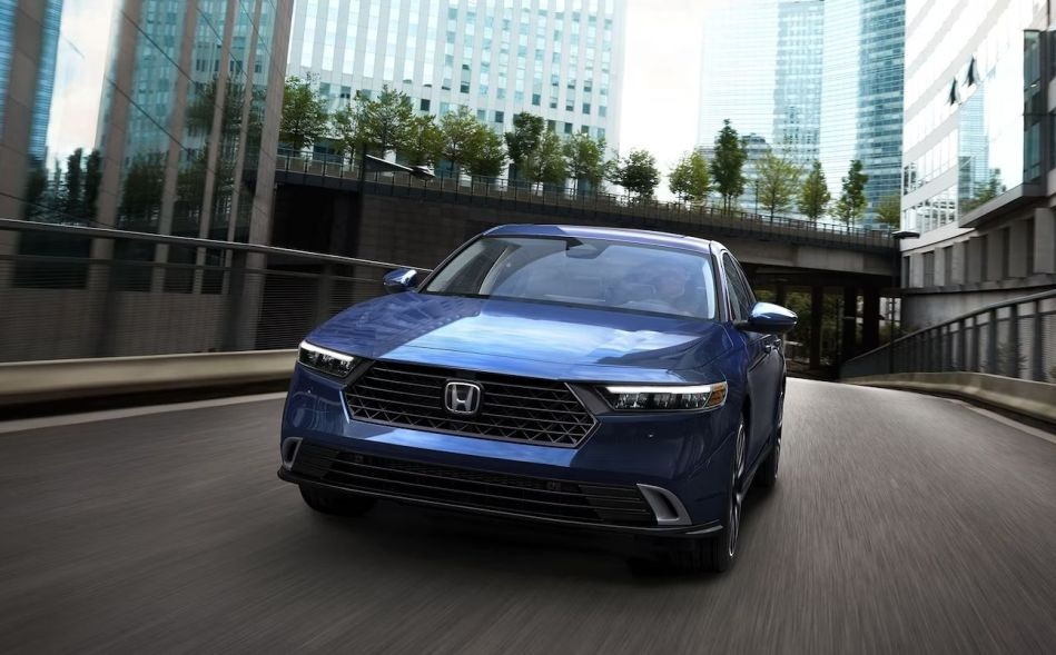 Review of the eleventh generation Honda Accord sedan