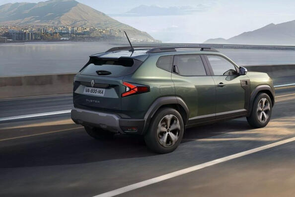 Review of Renault Duster third generation 2024 Photo 4