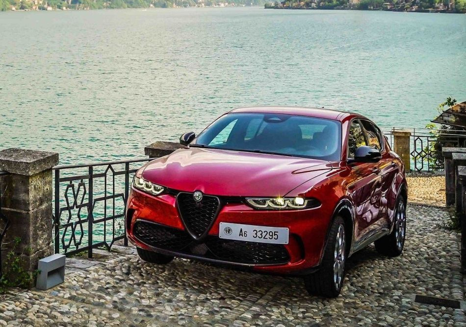 Alfa Romeo Tonale: review of the compact Italian crossover