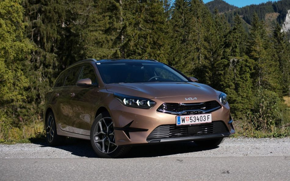 KIA Ceed SW review: an elegant station wagon with an updated design