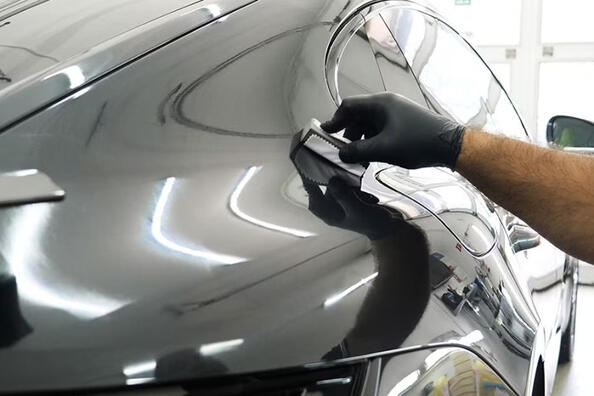 What is liquid glass for a car?