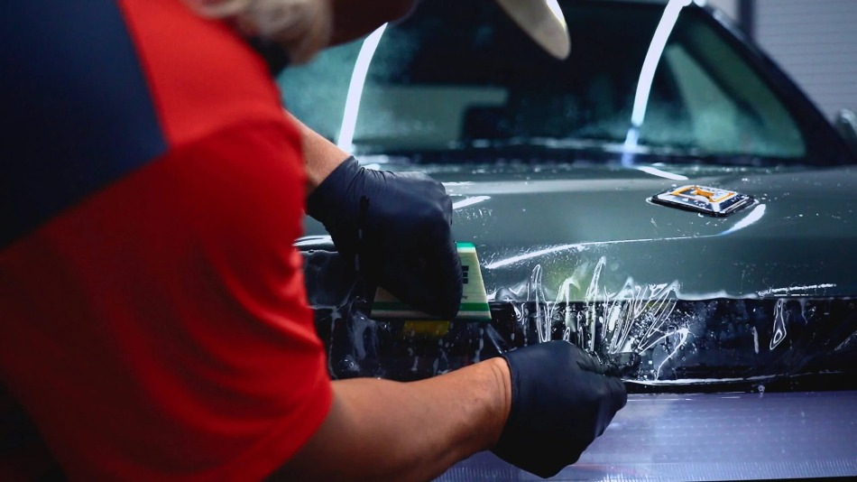 Advantages of using a protective film for the car body