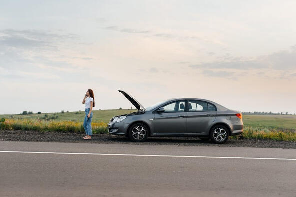 What to do if the car stalls in the middle of the road? Photo 1