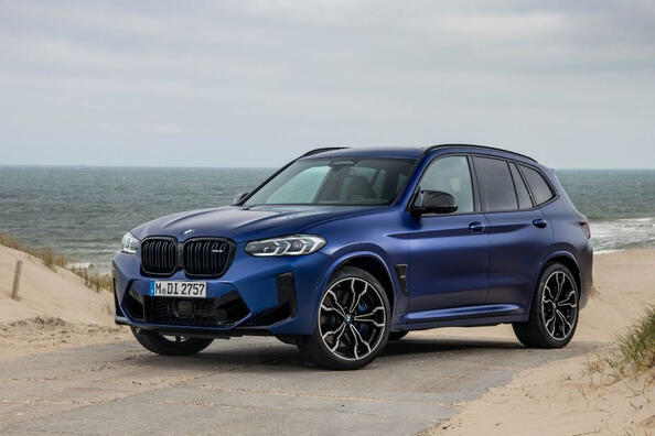 BMW X3 M review: powerful and luxurious crossover Photo 2