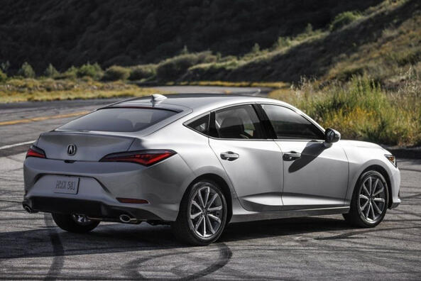 Review of the fifth generation Acura Integra Photo 3