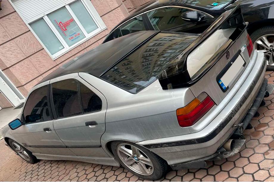 BMW 3 Series E36 1990-2000 DPT Spoiler (for SD/Coupe, primed for painting) Image