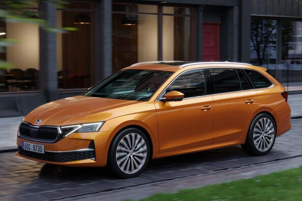 Review of Skoda Octavia Combi IV generation: 2024 restyling Photo 2