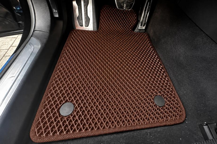 BMW 7 Series G11/G12 2015-2022 EVA Floor Mats (for G12, Brown) Photo 1