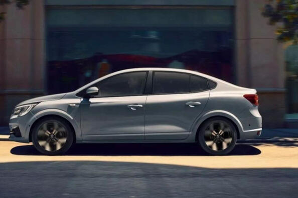 Renault Taliant: review of a compact budget sedan Photo 3