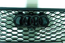 Audi Q7 2015–2026 Front RSQ7-style grille (2015-2019, black) photo 7