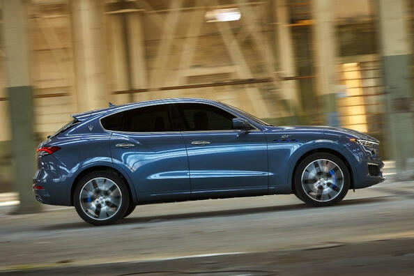 Maserati Levante: a renewed look at the luxury crossover Photo 2