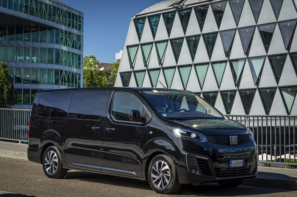 Fiat E-Ulysse electric minivan review