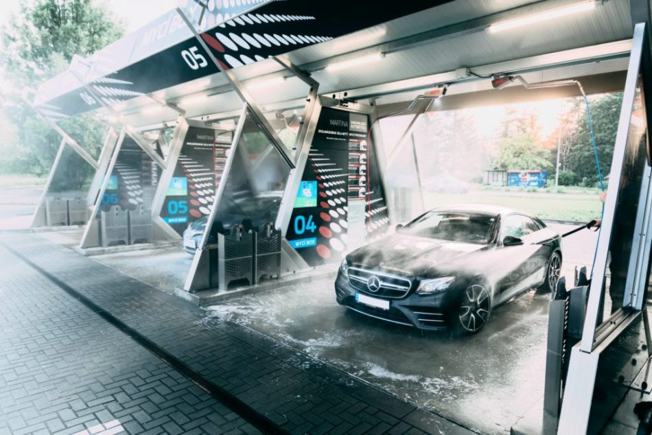How to properly wash a car at a self-service car wash?