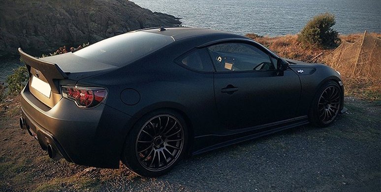 How long does liquid rubber last on a car: everything you need to know