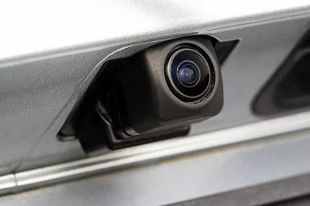 How to install a rear view camera on a car: step-by-step instructions