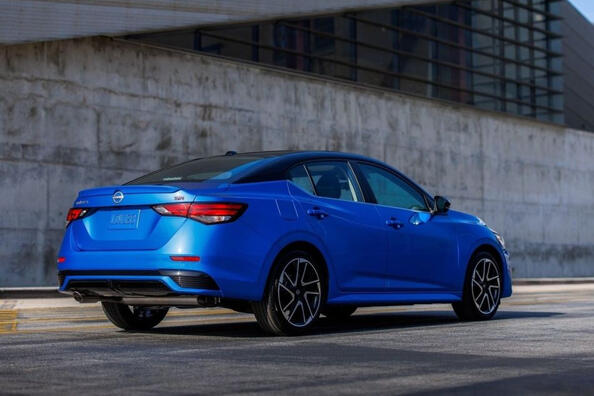 Nissan Sentra review: 2023 facelift Photo 4
