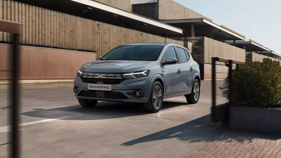Dacia Sandero: review of the compact hatchback