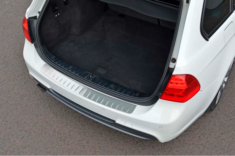BMW 3 Series E90/E91 2005-2011 Rear bumper protector stainless steel (2006-2008, SW) Photo 5