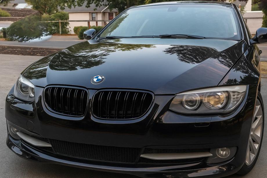 BMW 3 Series E92/E93 2006–2013 M-Look Kidney Grilles (for 2010-2013, Gloss Black) Photo 1