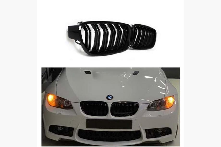 BMW 3 Series E92/E93 2006–2013 M-Look Kidney Grilles (for 2010-2013, Gloss Black) Photo 2