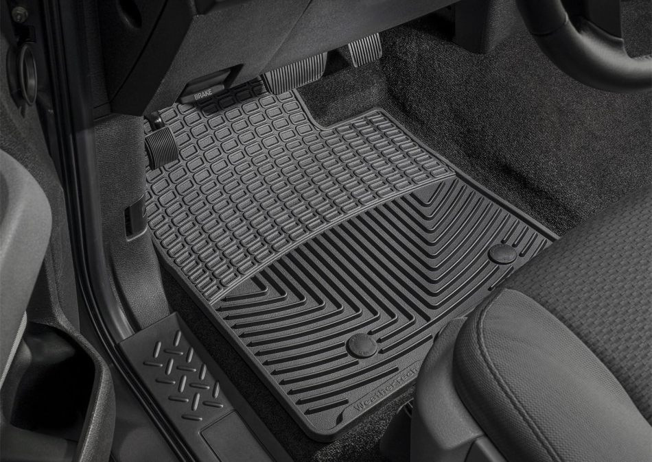 Secrets of cleanliness: how to properly care for rubber car mats