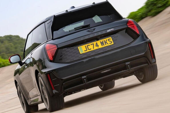MINI John Cooper Works Electric hatchback review Photo 6