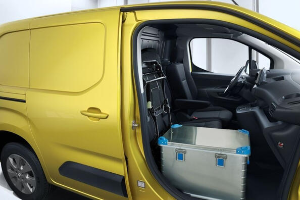 Review of the Opel Combo Cargo Electric electric van Photo 4