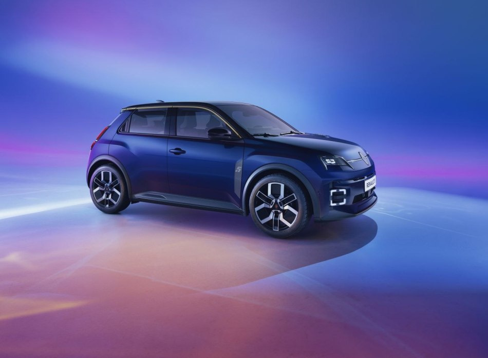Renault 5 E-Tech 2024: The revival of a legend in electric style