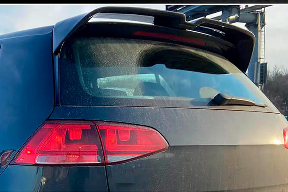 Volkswagen Golf 7/E-Golf 2012-2020 Spoiler V5 (for GTI/R HB, Carbon) Photo 2