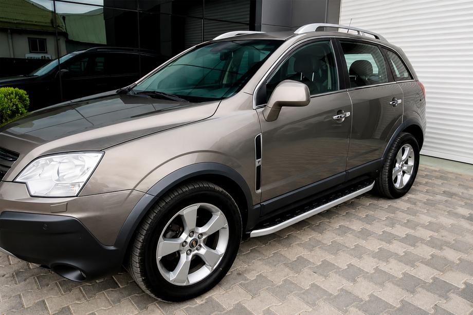 Opel Antara 2006-2017 Side Steps Fullmond (2 pcs, aluminum) Image