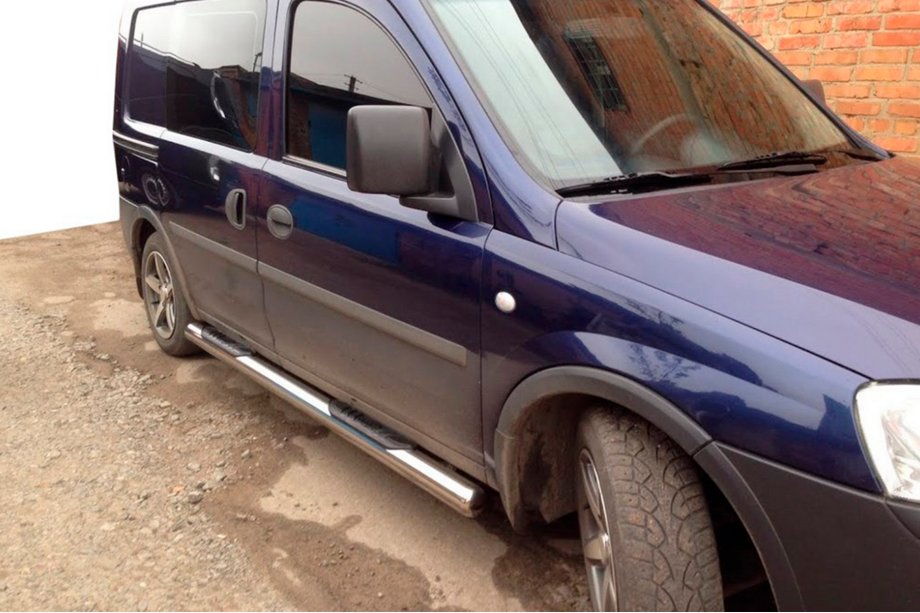 Opel Combo 2002–2012 Side Pipes (2 pcs, Stainless Steel) Image