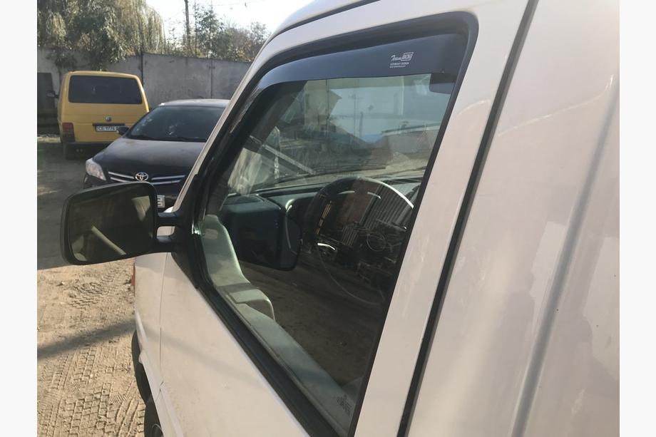 Volkswagen T4 Caravelle/Multivan 1990–2003 Window Deflectors (2 pcs, TM Racing) Photo 3