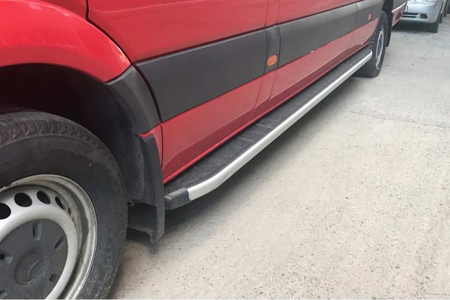 Mercedes Sprinter W906 2006–2018 Side Steps Fullmond (2 pcs, aluminum) Image