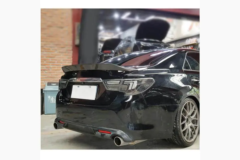 Toyota Mark X 2009- Spoiler (Carbon) Photo 2