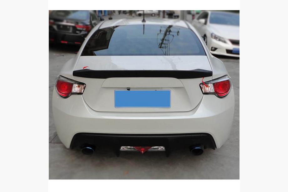 Subaru BRZ 2012-2021 V8 Spoiler (Carbon) Photo 2
