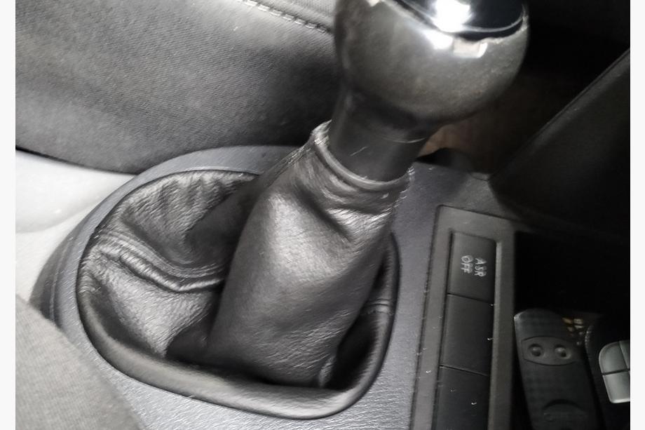 Volkswagen Caddy 2004-2010 Leather Gear Shift Boot Photo 4