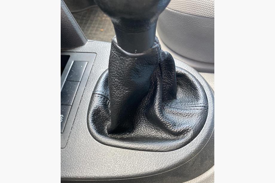 Volkswagen Caddy 2004-2010 Leather Gear Shift Boot Image