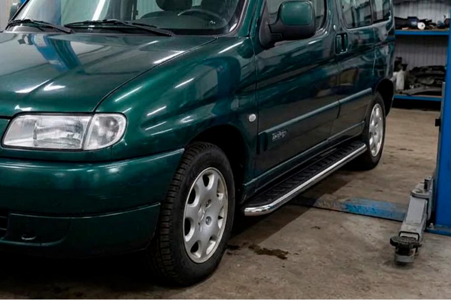 Peugeot Partner 1996-2008 Side Steps Maydos V1 (2 pcs, Aluminum & Stainless Steel) Image
