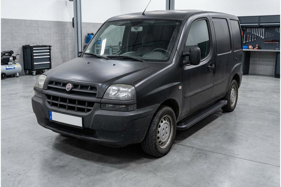 Fiat Doblo I 2001-2005 Side Steps Allmond Black (2 pcs, Aluminum) Image